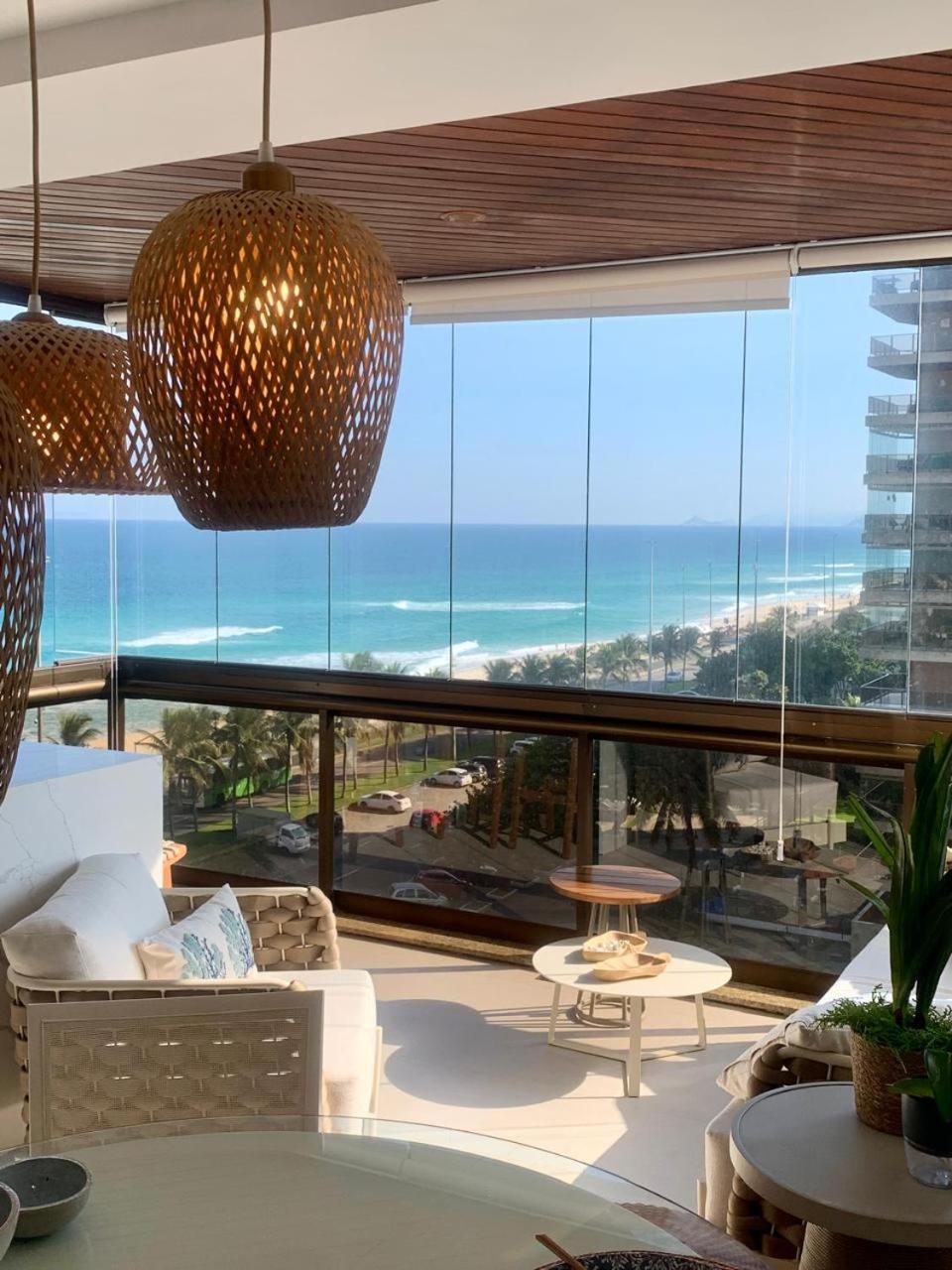 Lindo Apto No Melhor Lugar Da Barra Da Tijuca! Com Uma Vista De Tirar O Folego, Frente Para O Mar! Totalmente Equipado E Decorado Ao Lado Dos Melhores Hoteis E Quiosques Da Barra! Portaria 24H, Piscina, Sauna, Jacuzzi, Academia, Garagem, Wi-Fi, Lavan Рио-де-Жанейро Экстерьер фото